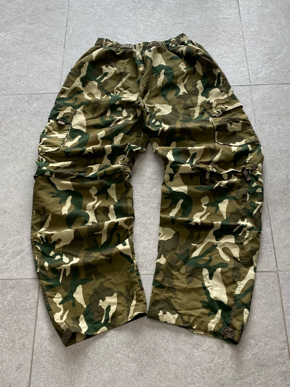 Camo Cargo Baggy Track Pants